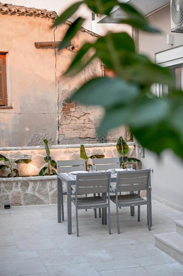 14 luxury apartment - B&B Preveza