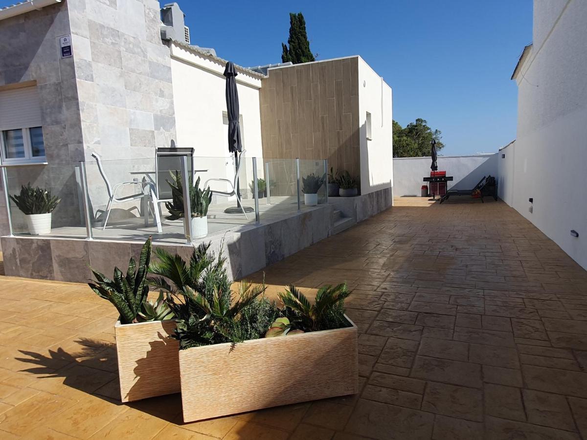 Villa Laguna Rosa View - B&B Torrevieja