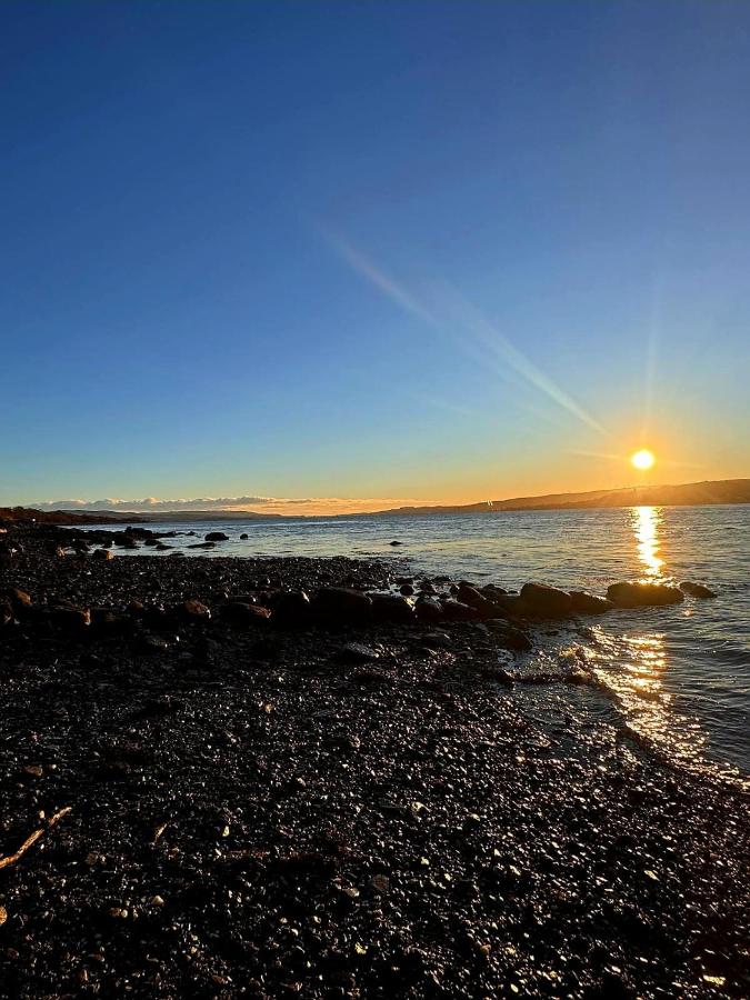 Victorian Villa with Sea Views - B&B Kilcreggan