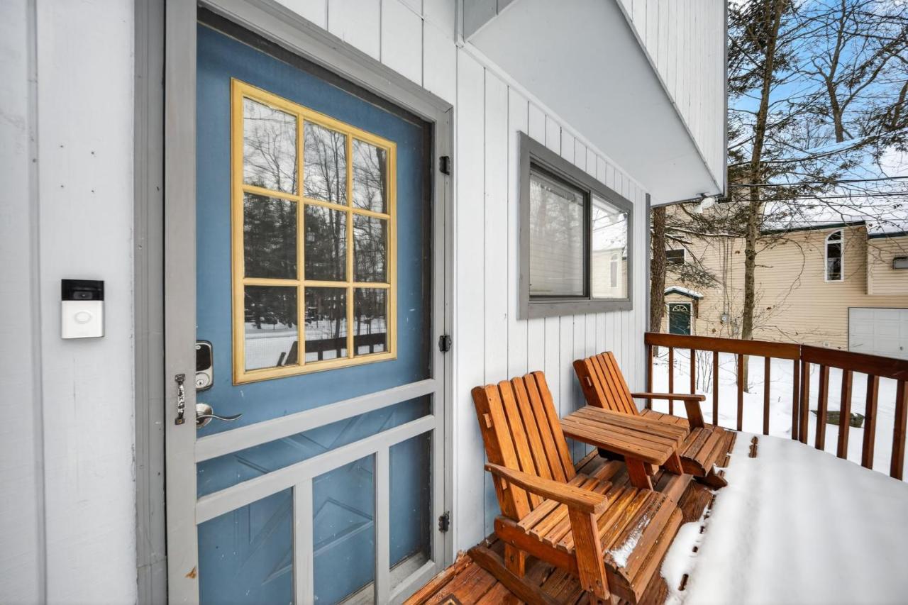 Peaceful Arrowhead Lakes Getaway Perfect for Spring and Summer Hot Tub Deck 3BR Home - B&B Thornhurst