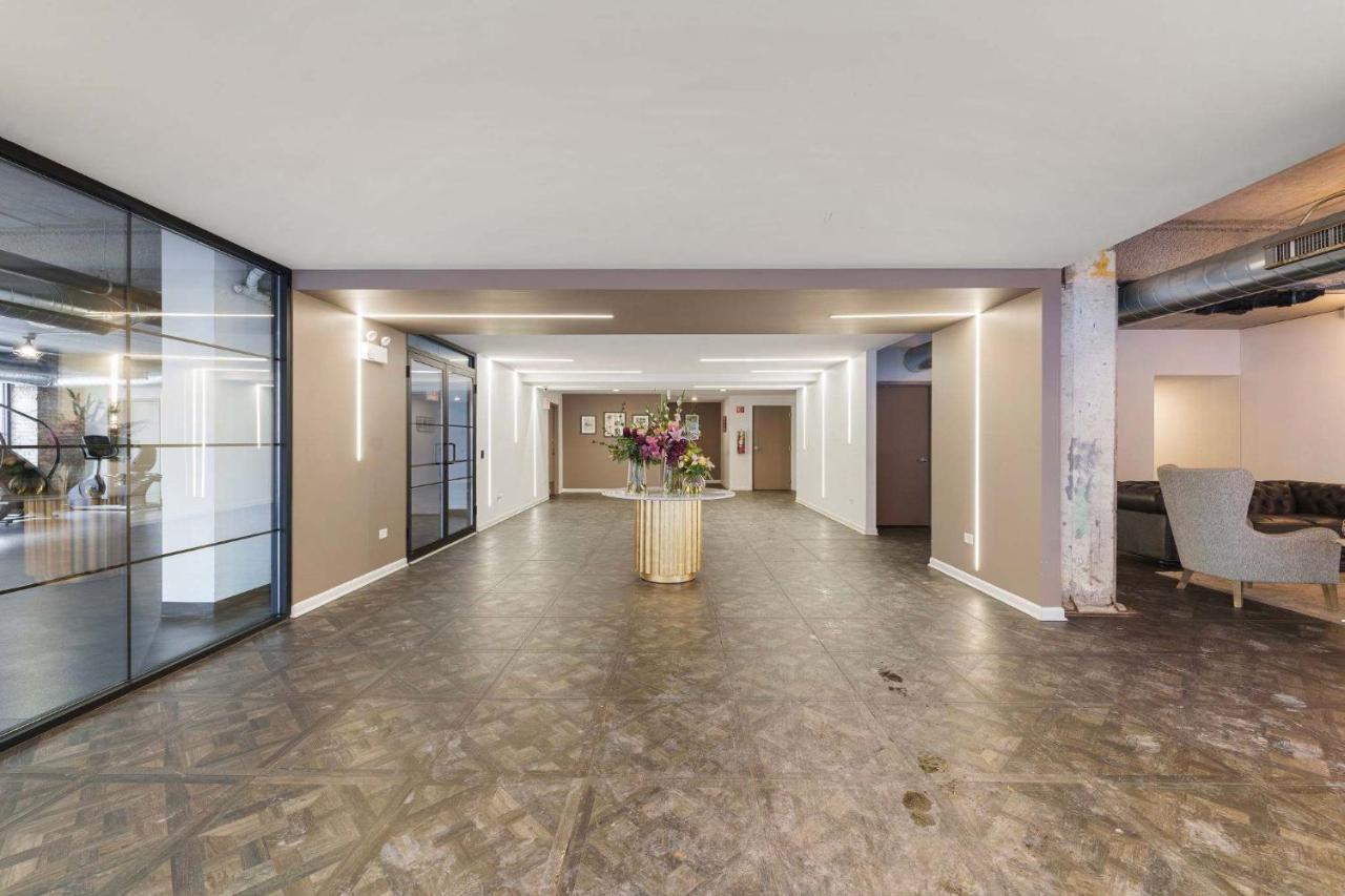 Modern 3BR Near McCormick & South Loop - B&B Chicago