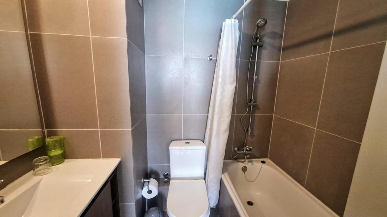 Two-Bedroom Deluxe Apartment with Balcony