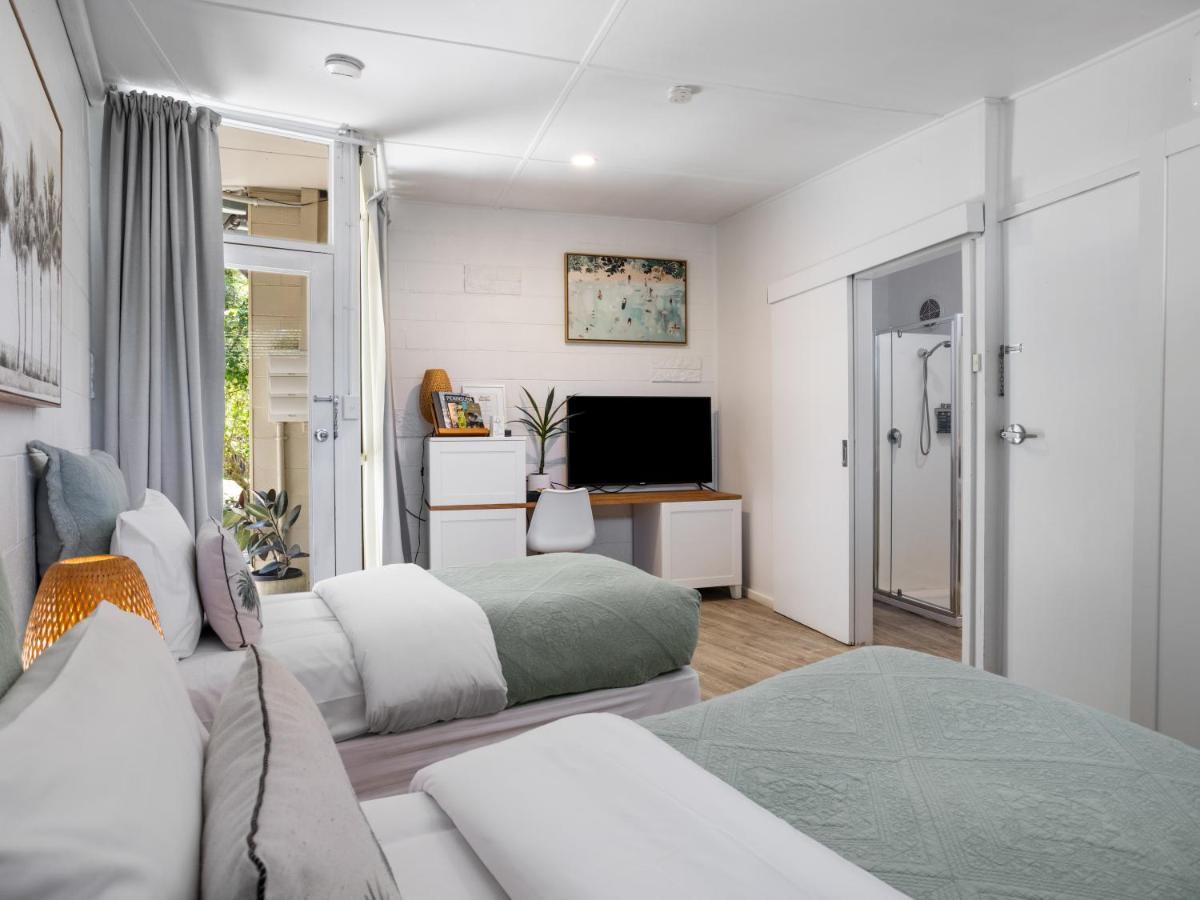 Standard Twin Room with Garden View