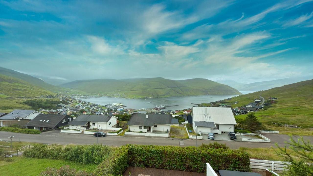Exclusive Modern Villa with Panoramic Views - Ferienwohnung Vestmanna