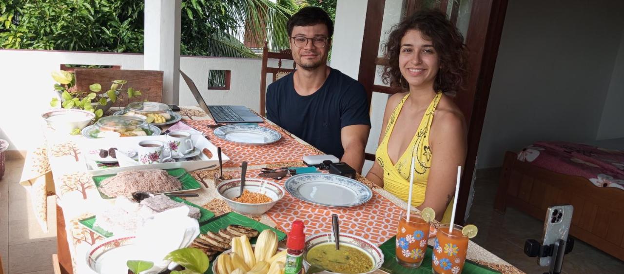 Kiyara Holiday Villa - B&B Ambalangoda