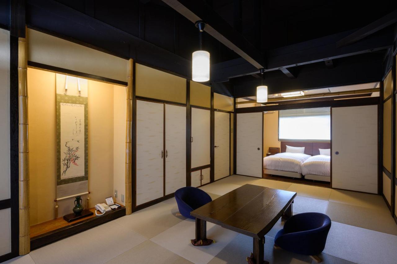 Room with Tatami Area