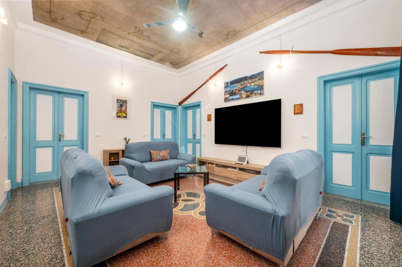326 - Cinema's Fan House - Nel centro di Sestri Levante a 200M dal mare - Chambres d'hôtes Sestri Levante