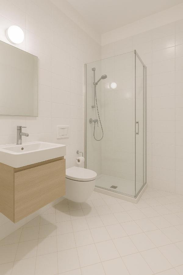 Deluxe Double Room with Balcony and Sea View