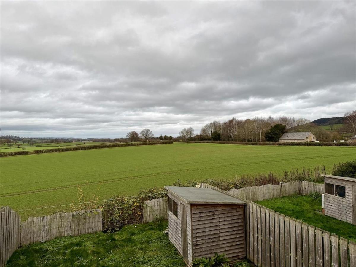 Woodland View House - Bed and Breakfast Norton Canon