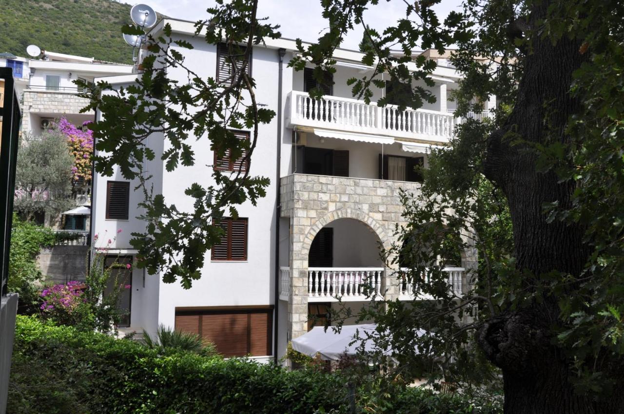 Apartmani Novakovic - Ferienwohnung Petrovac na Moru