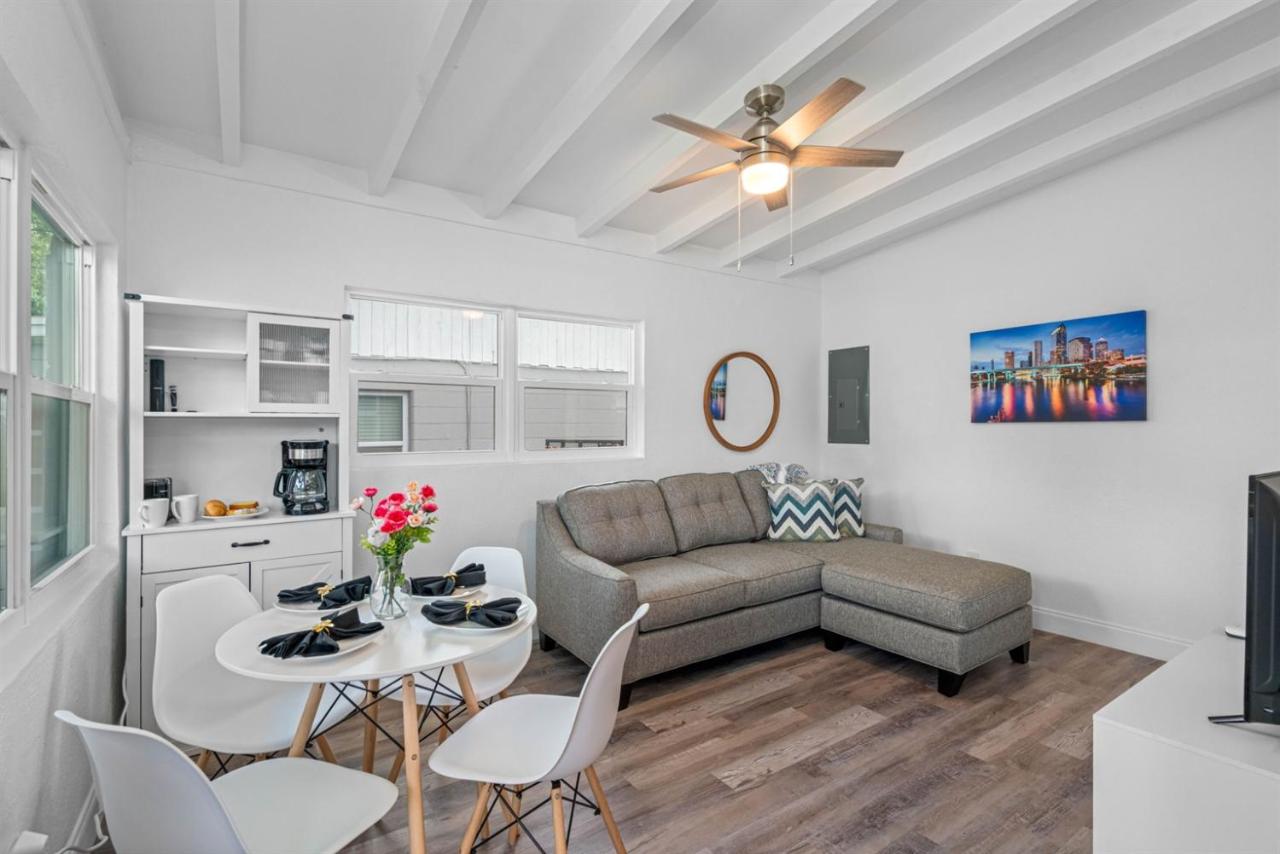 North Hyde Park Getaway Tampa - B&B Tampa