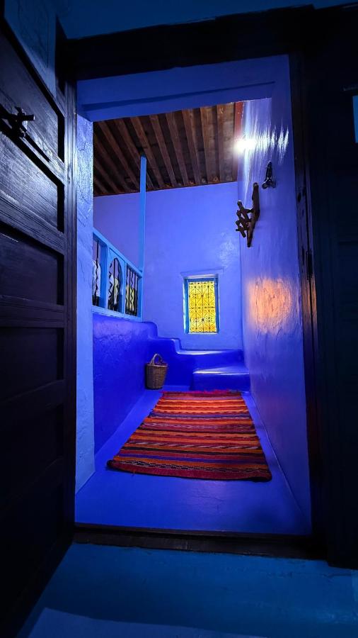 Camera Basic Doppia con Letti Singoli con Bagno in Comune