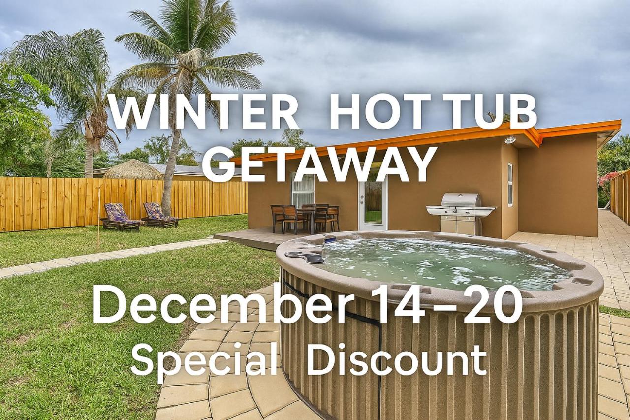Retro Tiki House with Hot Tub Near Beach - Bed and Breakfast West Palm Beach