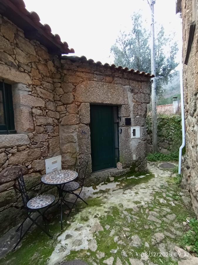 Casa em Vila Soeiro - Casa de Aldeia Vale do Mondego - Chambres d'hôtes Guarda