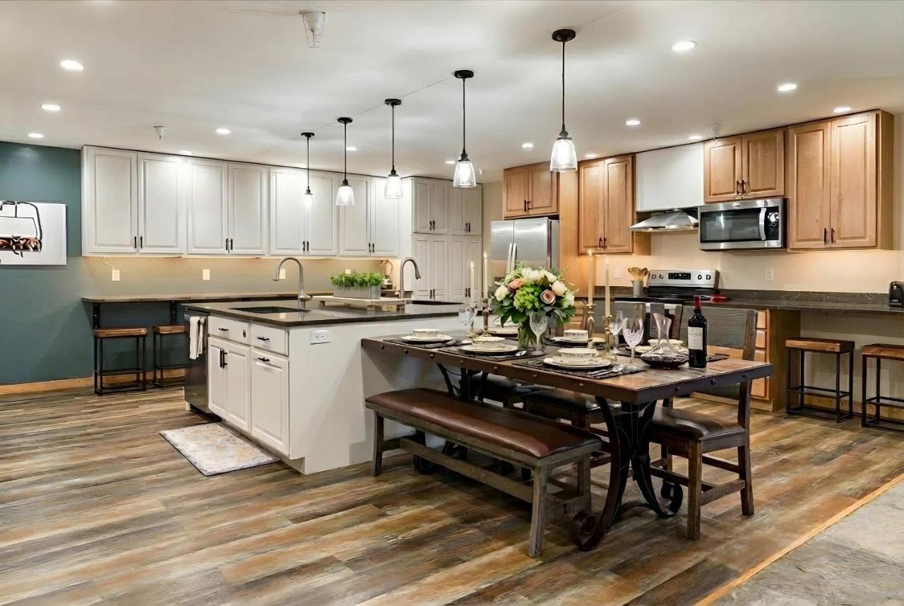 Teton Crest Lodge Sleeps 24 Ideal Reunion Spot - Bed and Breakfast Driggs