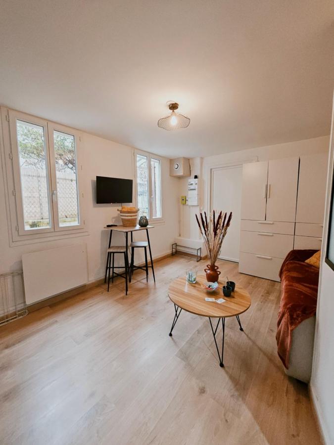 Studio au calme proche centre - Bed and Breakfast Angoulême