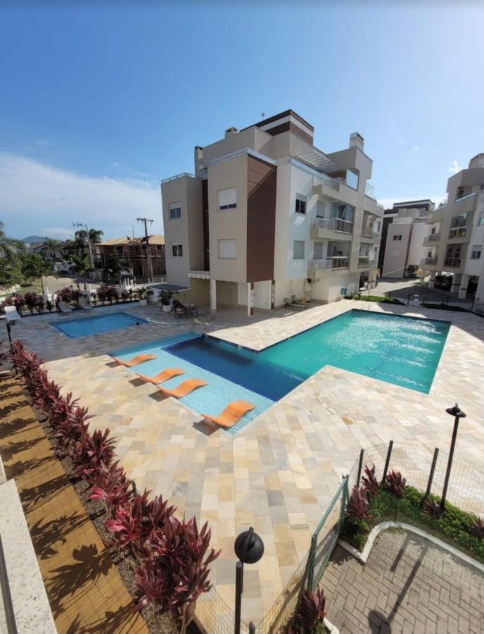 Cobertura com jacuzzi á 400mts da praia - Ferienwohnung Florianópolis