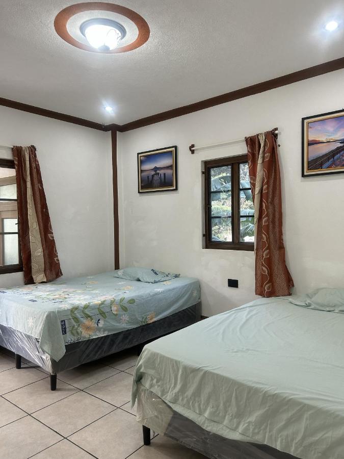 Hospedaje Nicolas - Bed and Breakfast San Juan La Laguna