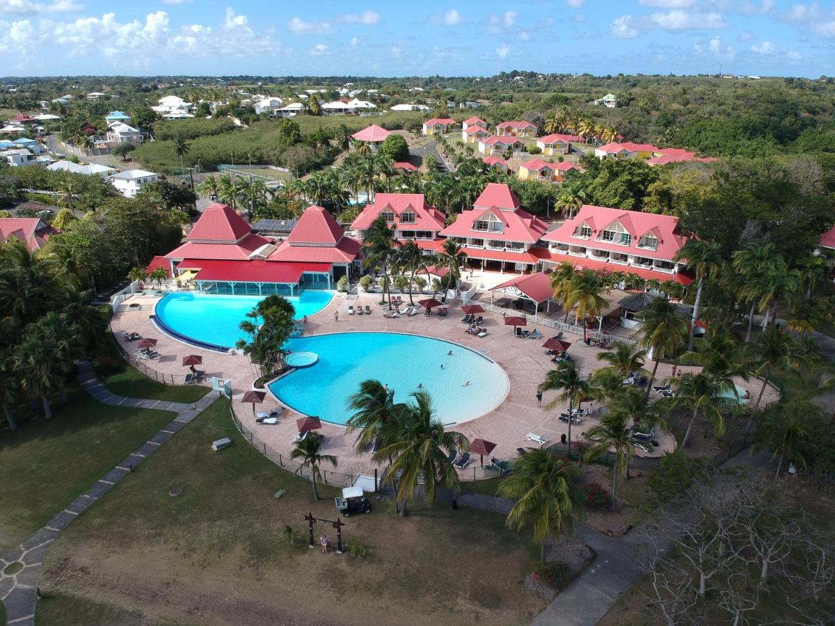 Vue mer et plage à pied - Studio climatisé avec terrasse - piscines - séjour détente garanti - B&B Sainte-Anne