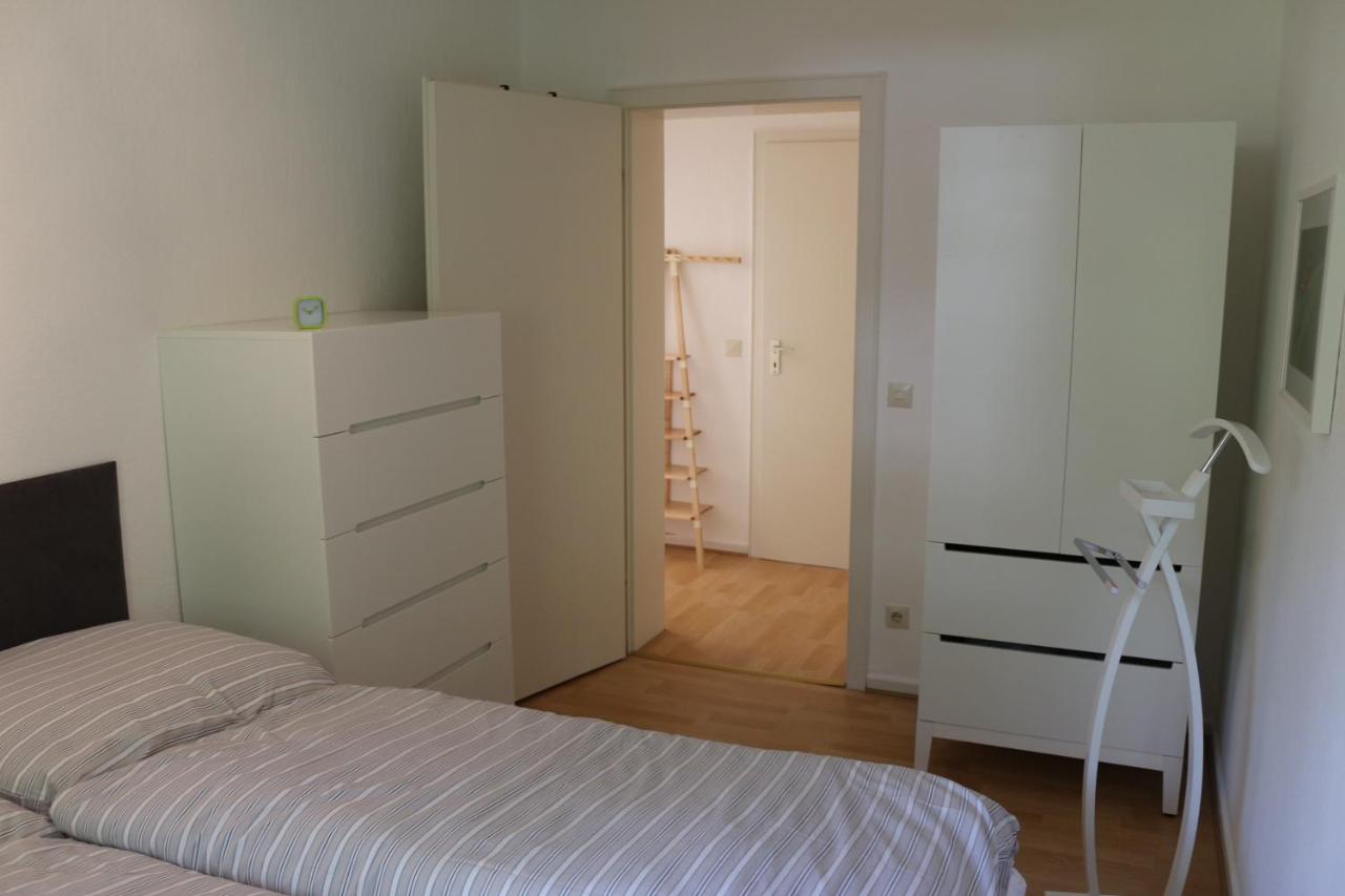 One-Bedroom Apartment with Balcony - Frieda -