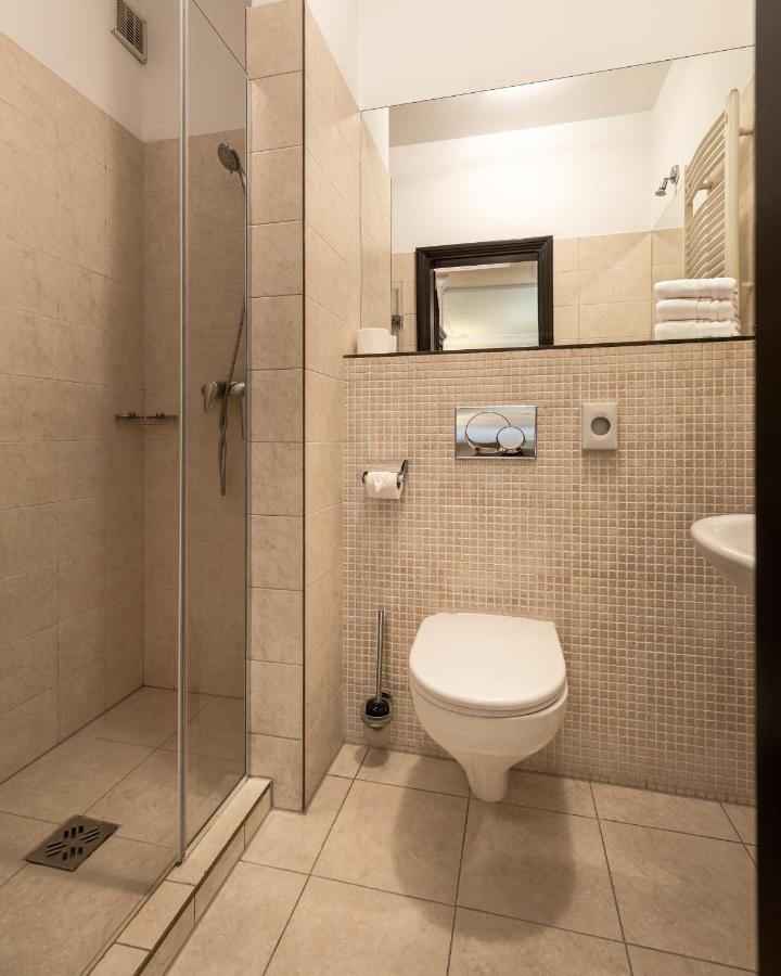 Studio with Sofa Bed