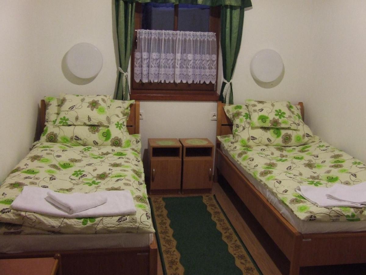 Twin Room with Private Bathroom