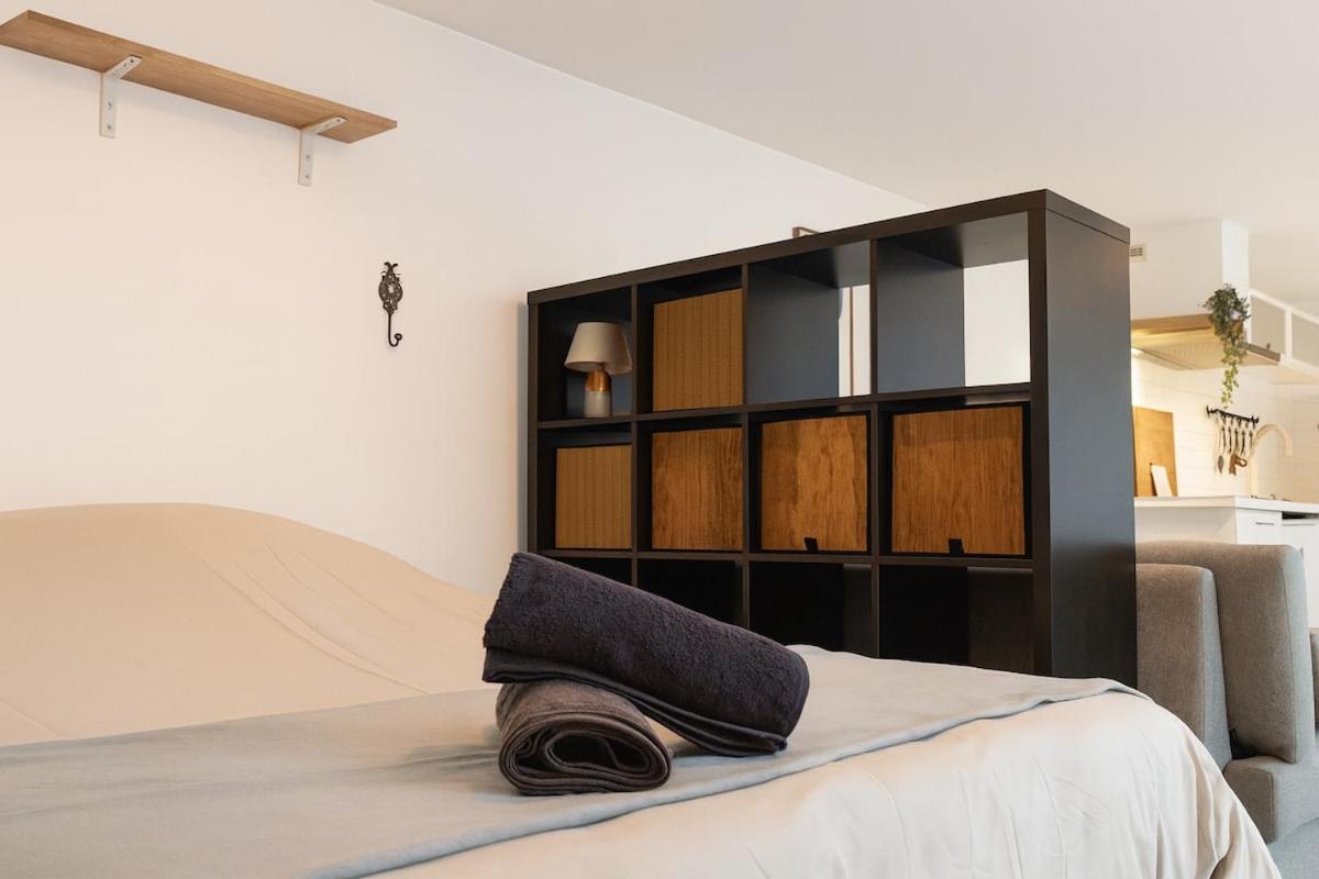 Le Loft Proche Gare 800 m - B&B Montargis