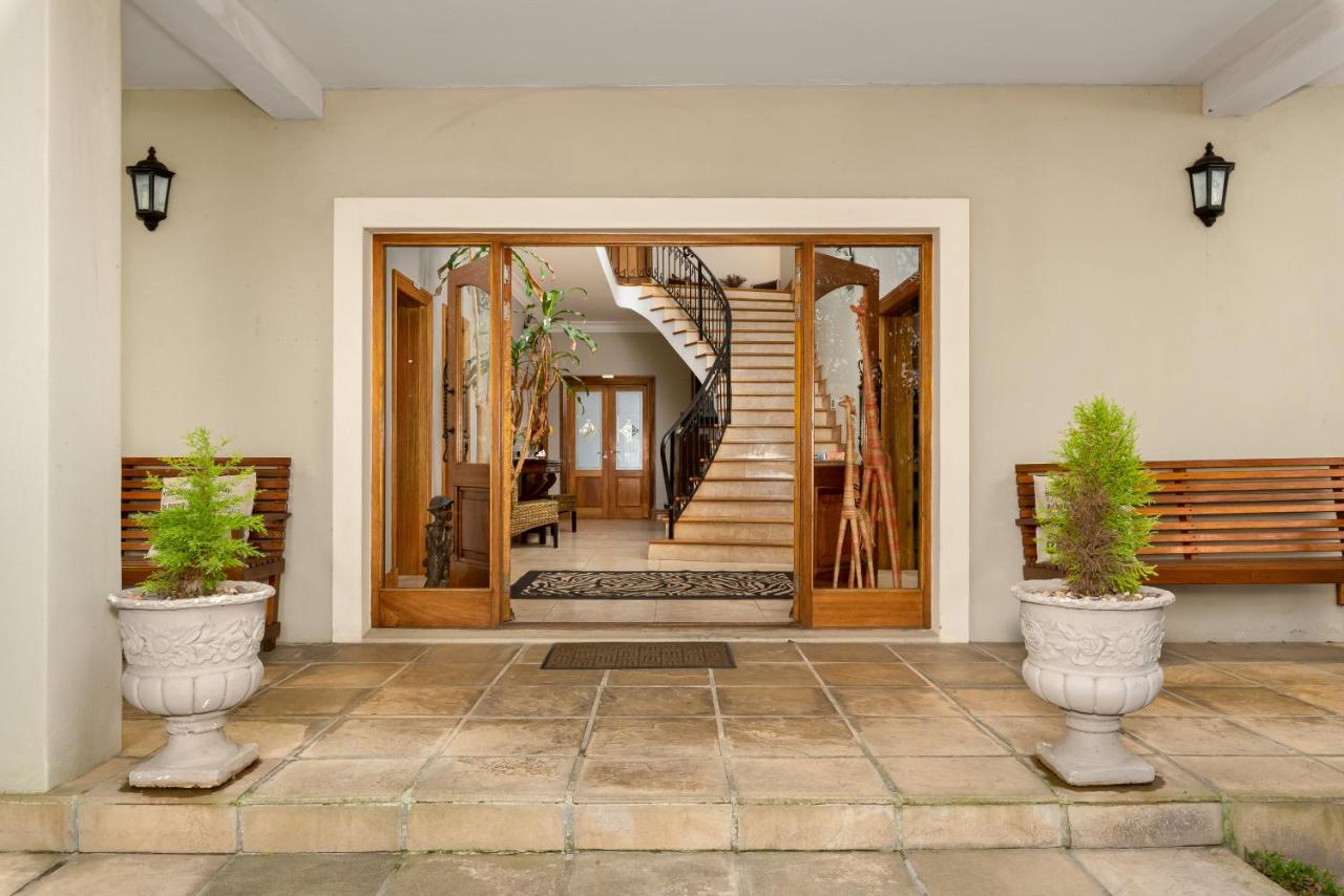 Thomson's Accommodation - B&B Cape Town