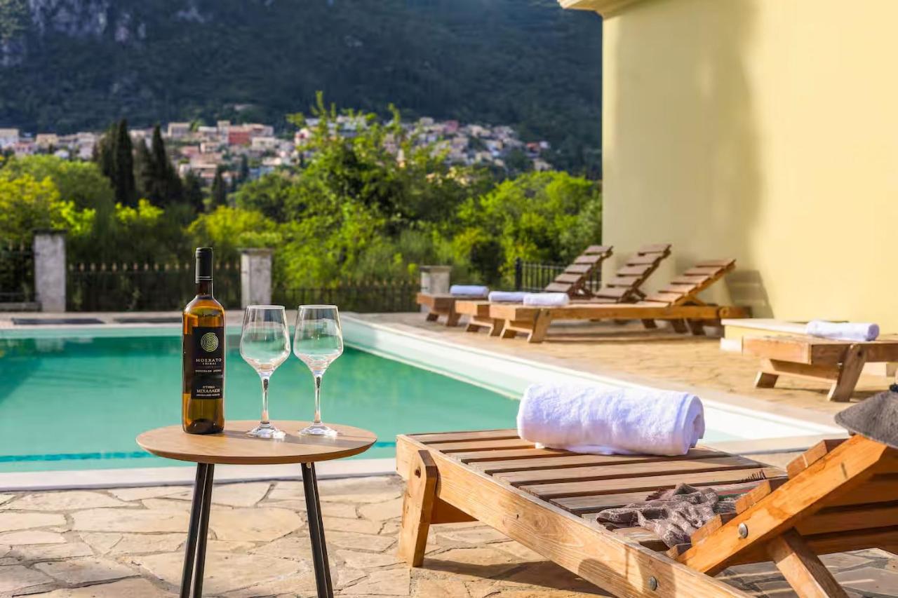 Elite Villa Ena - B&B Áno Korakiána