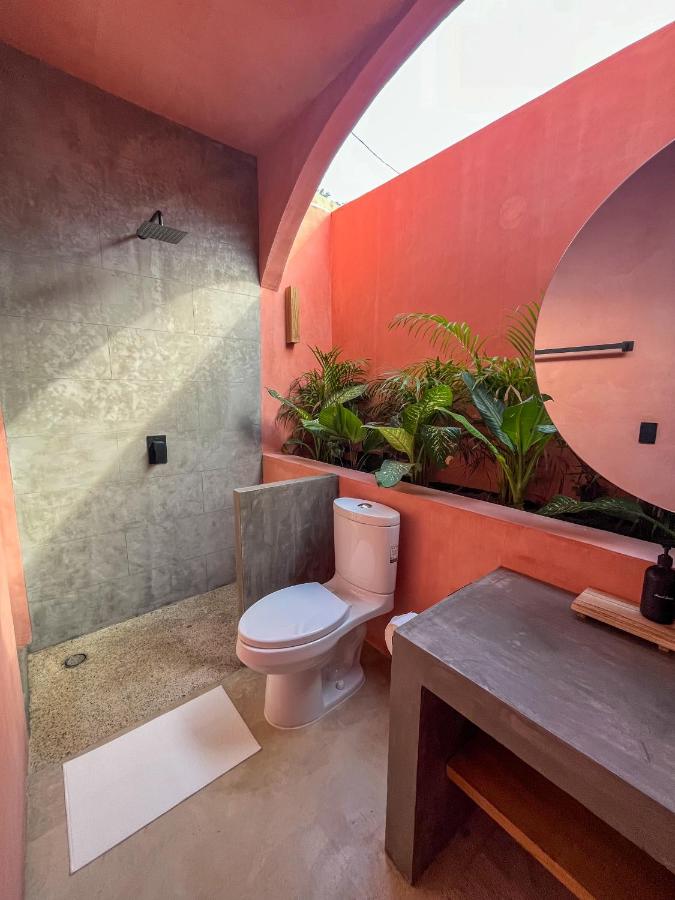 Chambre Lit Queen-Size - Vue sur Jardin