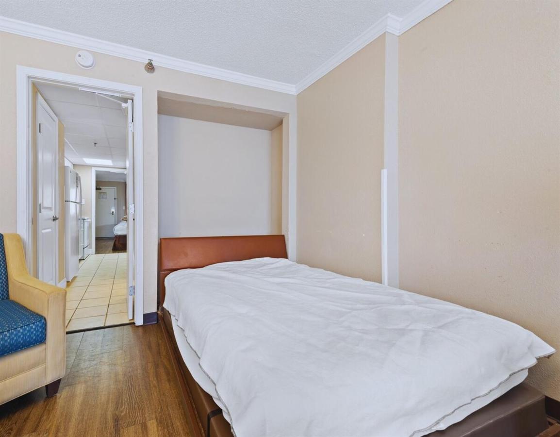 Cozy Beachfront Suite with Balcony 938 - Ferienwohnung Myrtle Beach