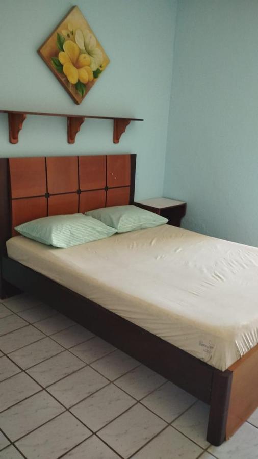 Castanheiras 1 quarto - B&B Guarapari