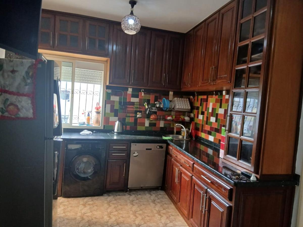 Appartement bien équipé ensoleillé au 4emme étageet proche de rabat à Salé el jadida - Chambres d'hôtes Oulad Yakoub