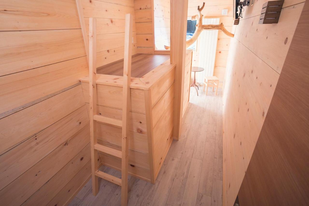 Single Room with Shared Bathroom - Hinoki
