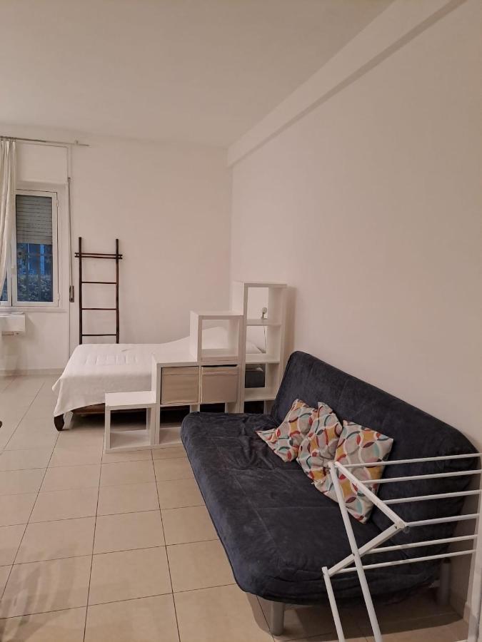 CasaRipa194 - Spacious Studio Apartment - B&B Milano