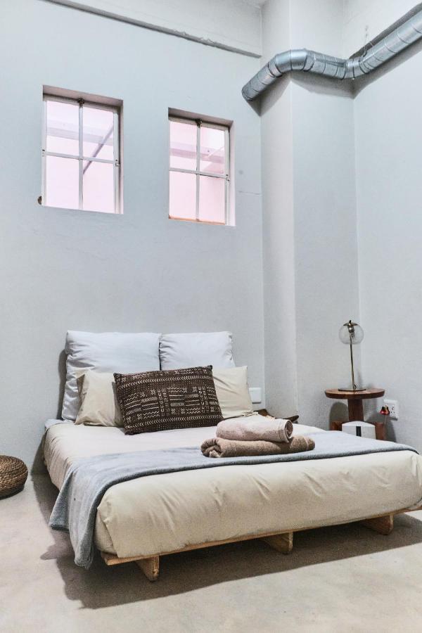 Modern 2 Bedroom Gated Loft Braamfontein - B&B Johannesburgo