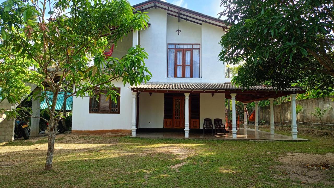 Kingdom of Haven Upstair - B&B Ahangama