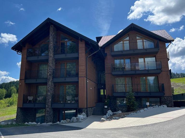 Villa Erdődy Resort - Apartmán Montis 40 - Chambres d’hôtes Oravská Lesná