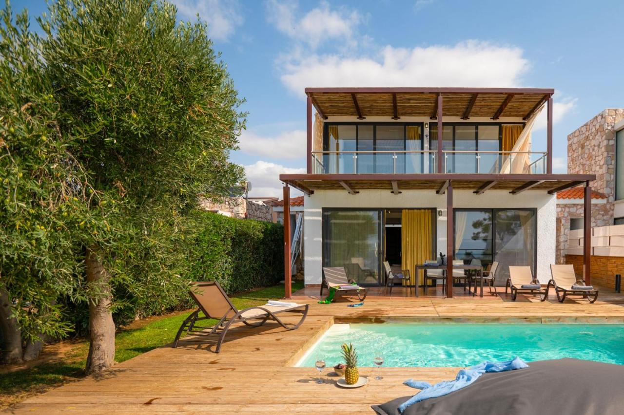 Kalma Villa Tria - B&B Nea Moudania
