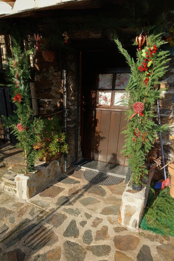 Ceira Cottage - Refúgio Romântico com Vista Serrana - Bed and Breakfast Góis