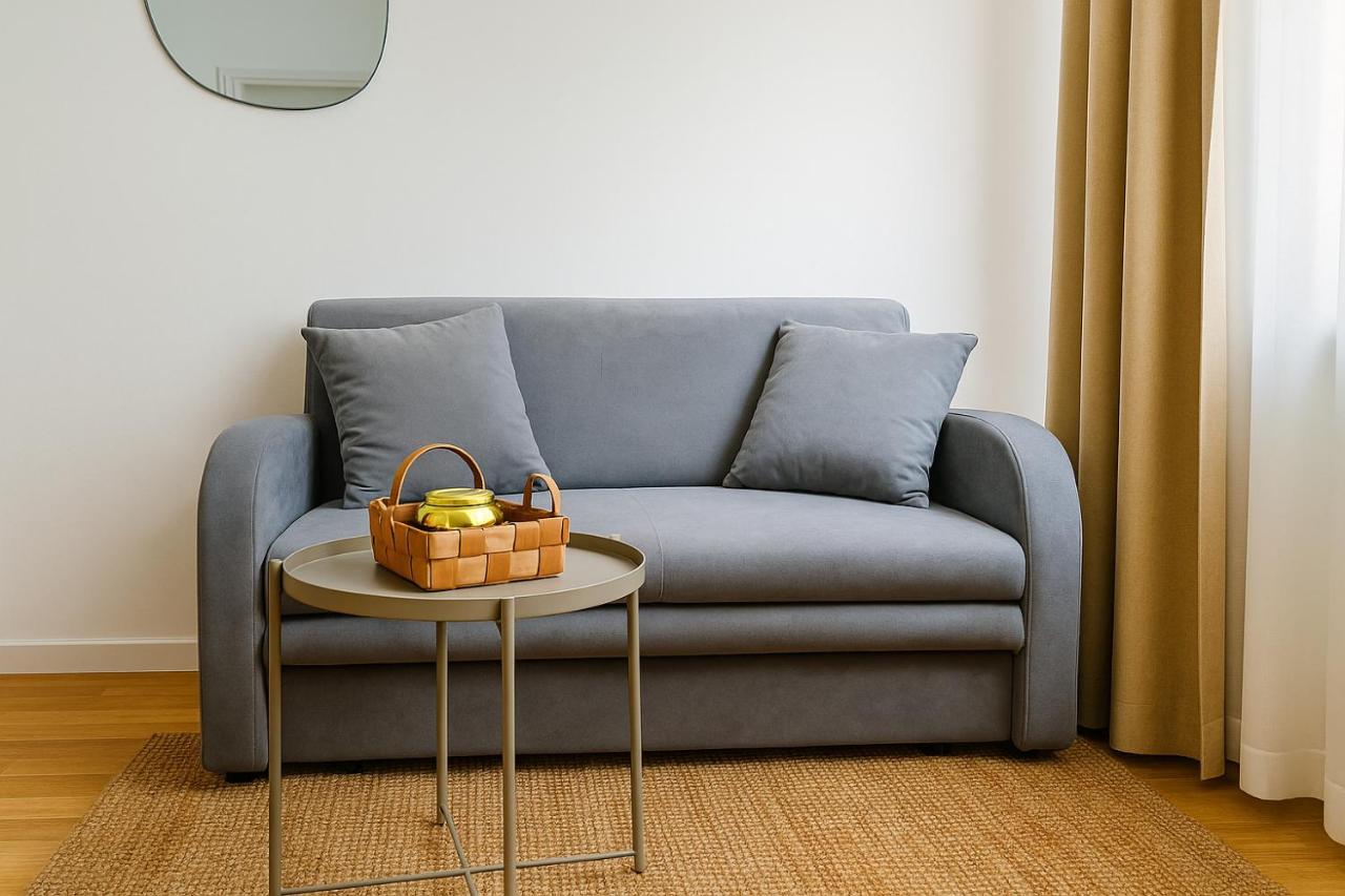 2BR Apartment - Prague 1 - Elevator - Self Check-in - B&B Prague