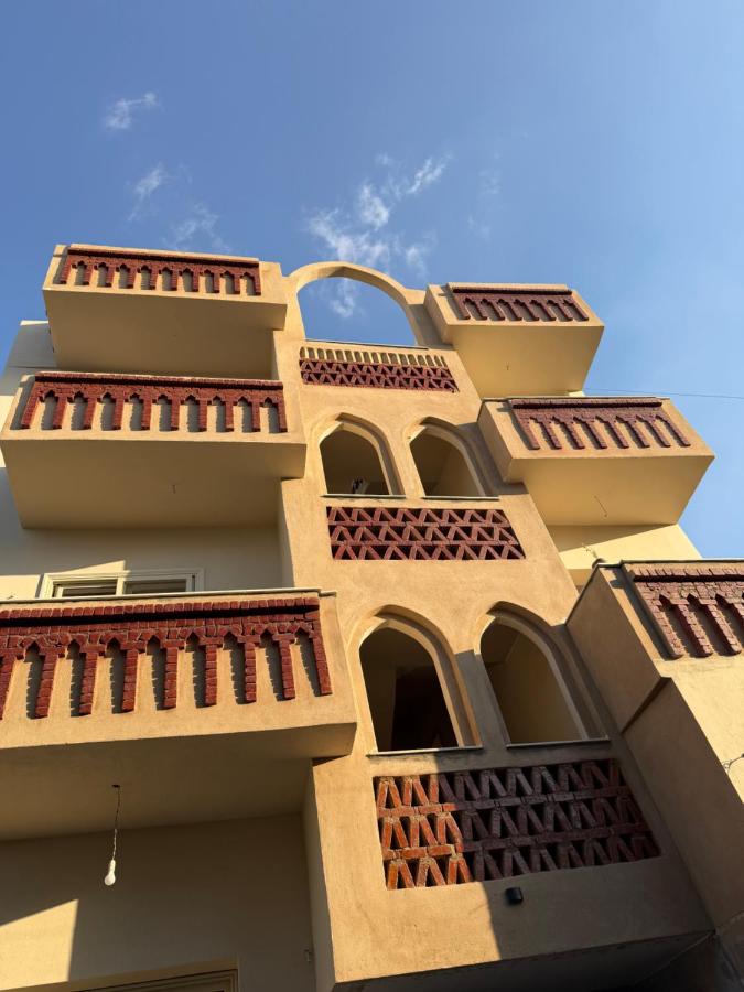 Studio mit Schlafsofa