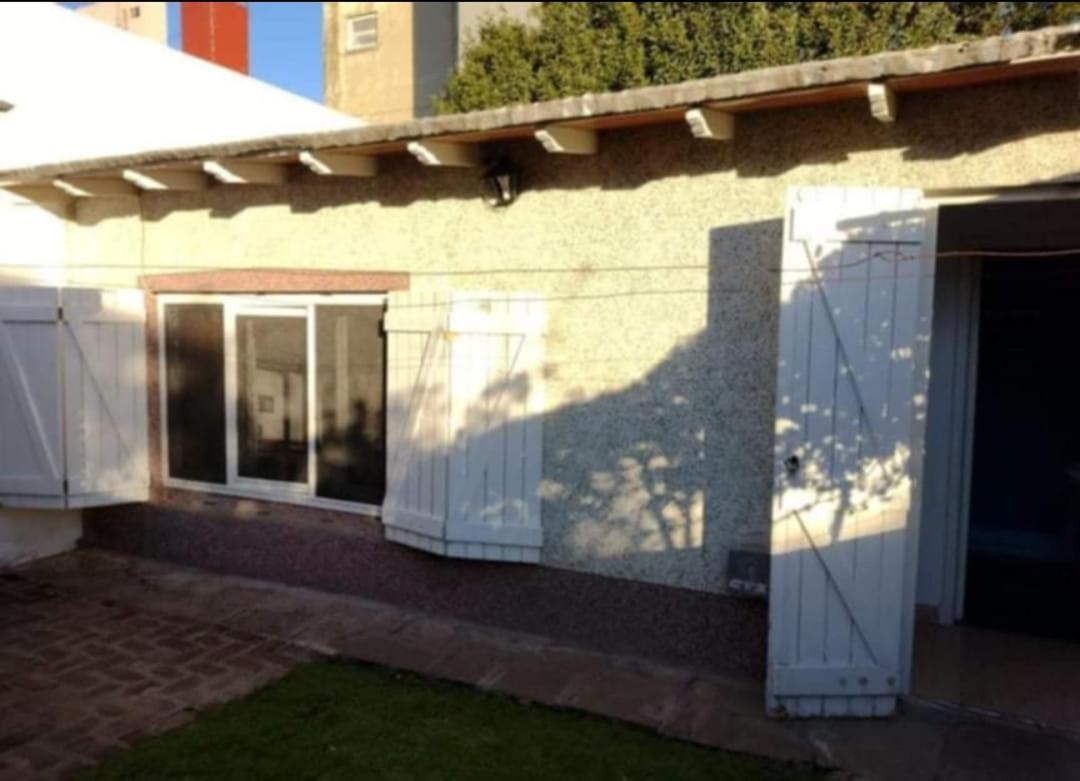 Miramar a 3 cuadras del mar y a 3 cuadras de la peatonal - Bed and Breakfast Miramar