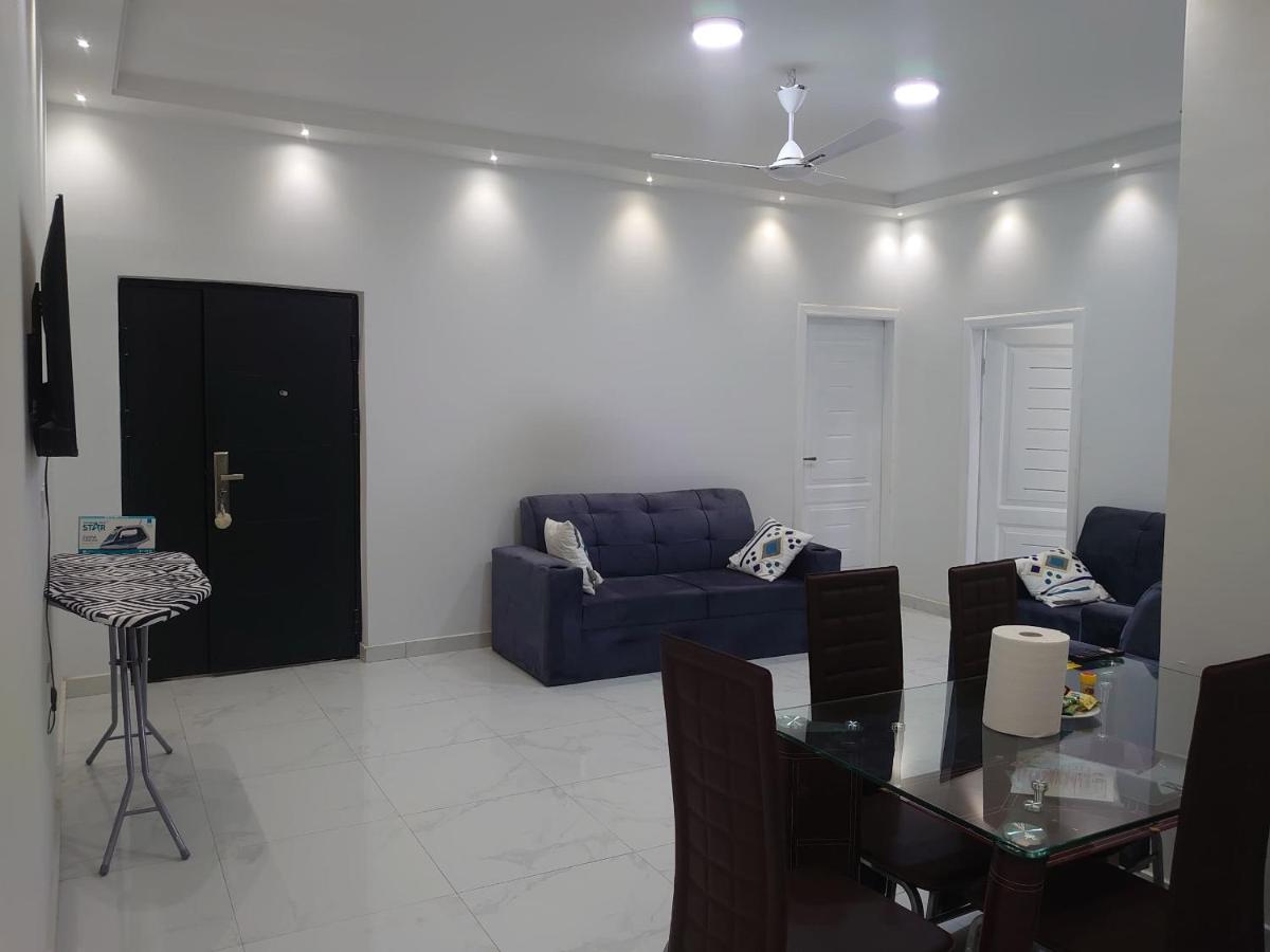 Luxury Live Inn - B&B Owuraman