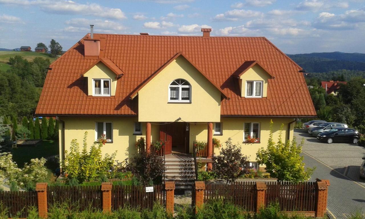 Dworek Julia - Klimatyzowane Komfortowe Pokoje nad Soliną - Bieszczady