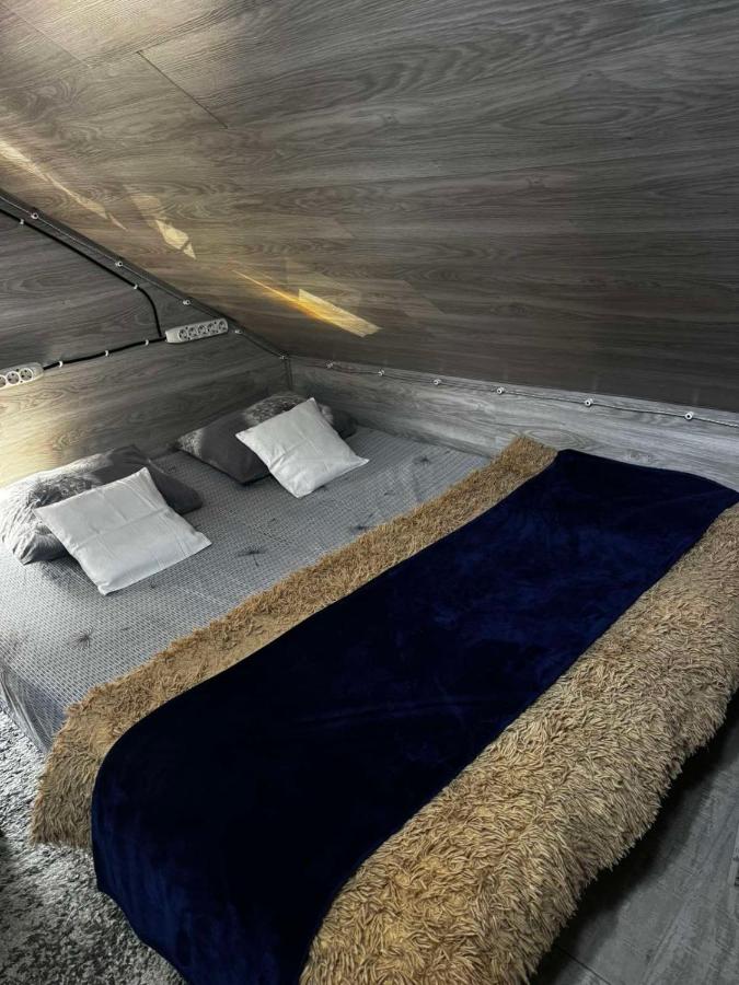 Stefan 64 - B&B Chişinău