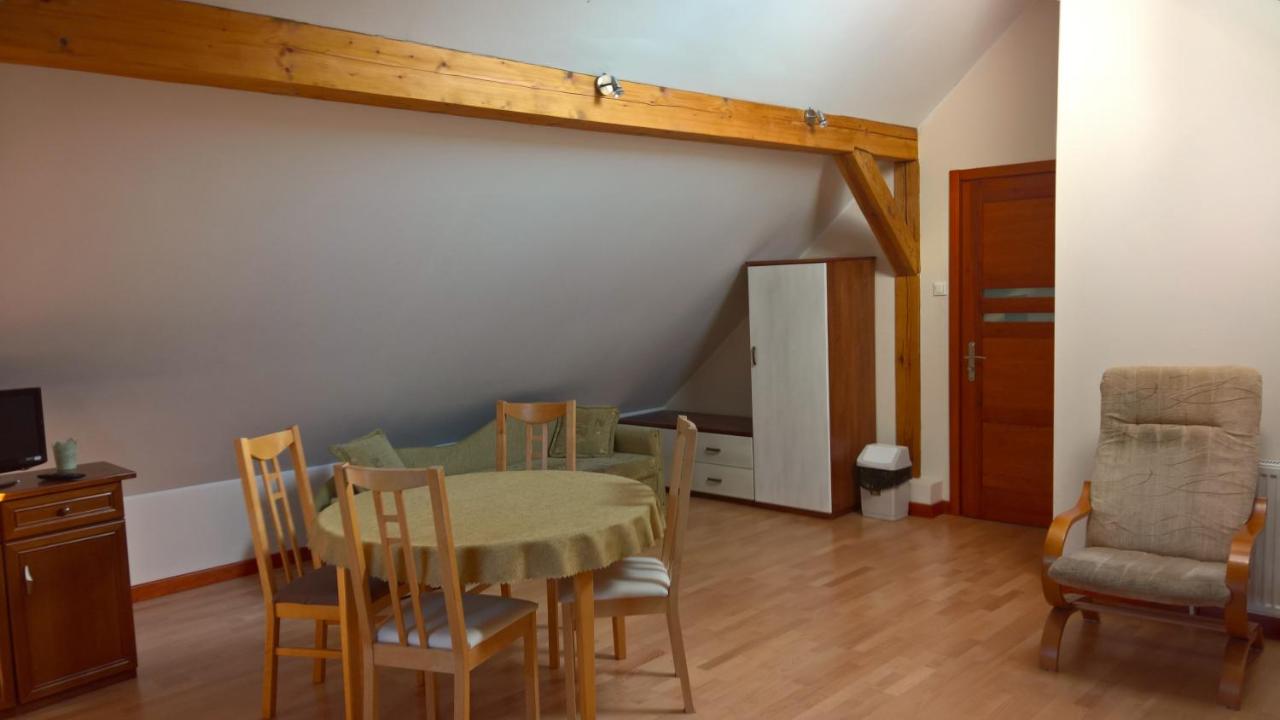 Chambre Quadruple avec Salle de Bains Commune