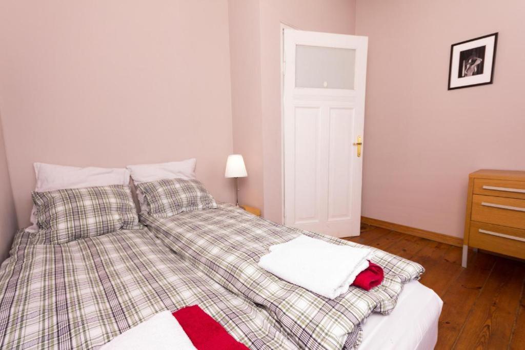 Two-Bedroom Apartment (6 Adults)