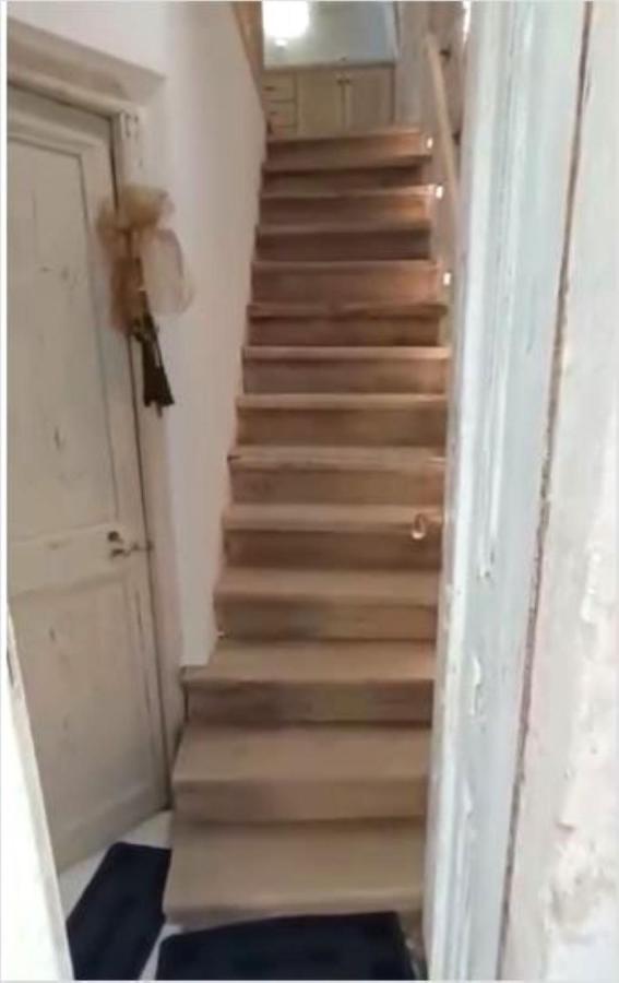 Ξενώνας "Alexandra's Coffee House" - Chambres d’hôtes Volímai