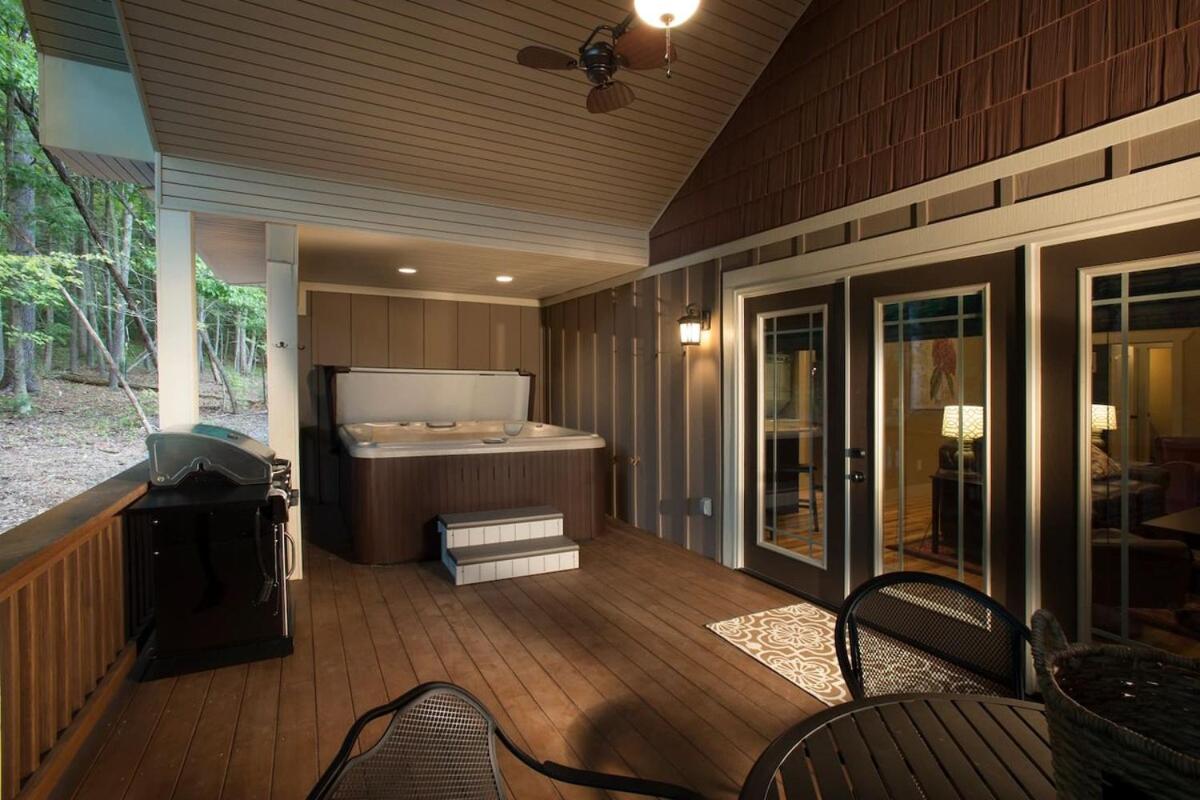 Ivy Cottage Modern, Spotless & Private - Chambres d’hôtes Asheville